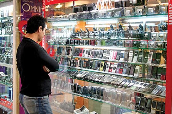 قیمت روز انواع تلفن همراه در ۲۴ خرداد ۱۴۰۱