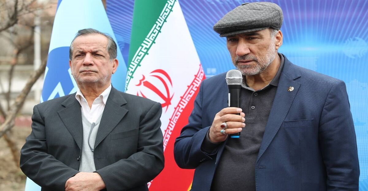 شرکت مخابرات ایران ۳ هزار و ۳۲۰ نهال به یاد شهدای این شرکت کاشت